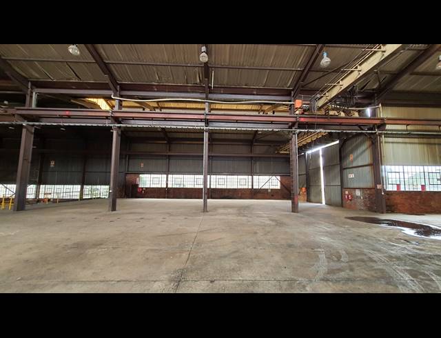 1,849M² WAREHOUSE TO LET IN CHLOORKOP